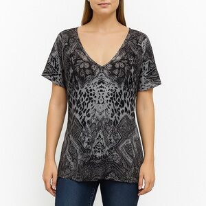 APT.9 SOFT TSHIRT WITH GEMS AROUND THE NECK LINE NWOT SIZE XL